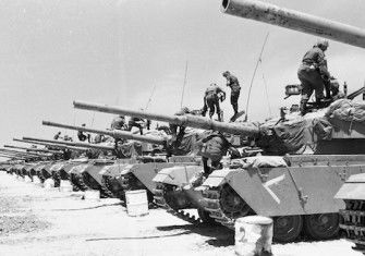 Israeli tanks in the Negev desert on Day Six of the Six Day War, by Dan Hadani, 1967. National Library of Israel (CC BY).