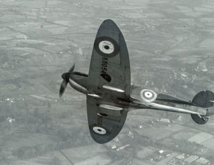 Supermarine Spitfire prototype K5054, 1936. Chronicle/Alamy Stock Photo.