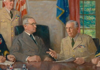 ’Truman and his Military Advisors‘, by August Vincent Tack, c. 1949. National Portrait Gallery, Smithsonian Institution; gift of the Phillips Collection. Public Domain.