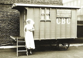 Marie Stopes’ Birth Control Clinic van, c.1920. Wellcome Collection. Public Domain.
